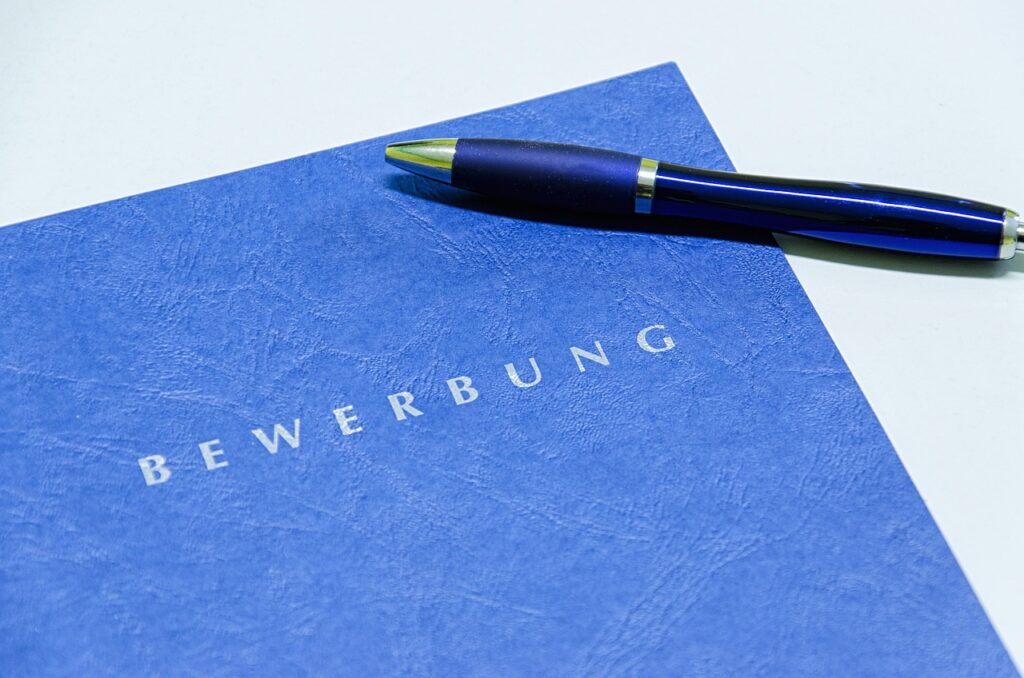 クリニックへの転職に履歴書は必要なのか？
